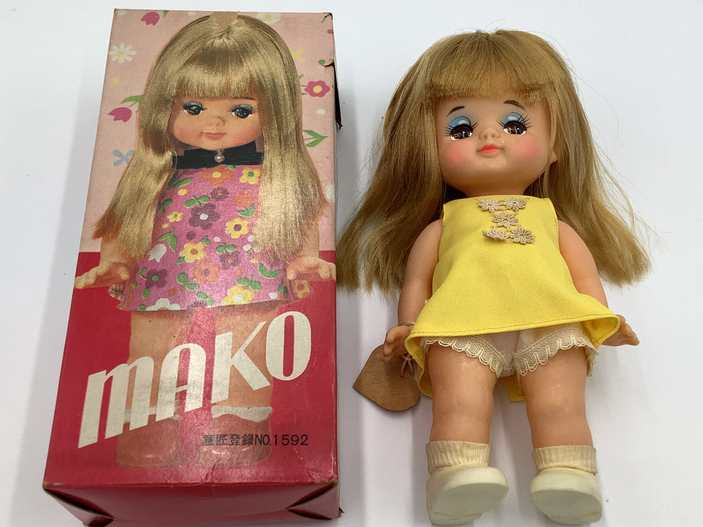 O-0258　昭和レトロ　MAKO　人形　古い　アンティーク